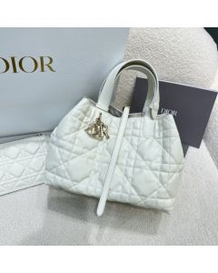 Medium Dior Toujours Bag