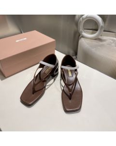 MIU MIU Two-tone patent leather Mary Jane thong sandals