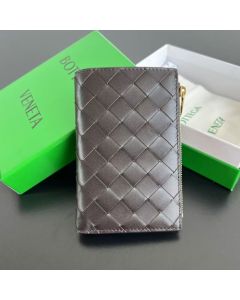 Bottega Veneta Intrecciato Medium Bi-Fold Wallet