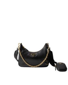 Prada Re-Edition 2005 leather bag