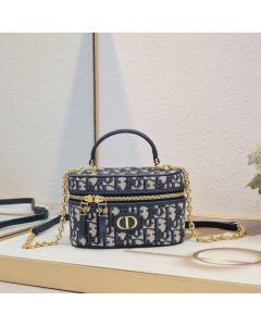 Dior 30 Montaigne Mini Vanity Case