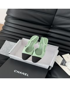 CHANEL Slingbacks