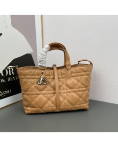 Medium Dior Toujours Bag