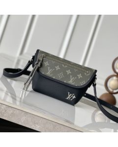 LV Pulse Wearable Wallet