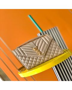 YSL MEDIUM ENVELOPE in MATELASSÉ lambskin
