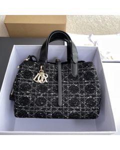 Medium Dior Toujours Bag