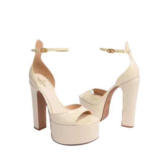 VALENTINO GARAVANI TAN-GO PATENT LEATHER PLATFORM SANDAL 