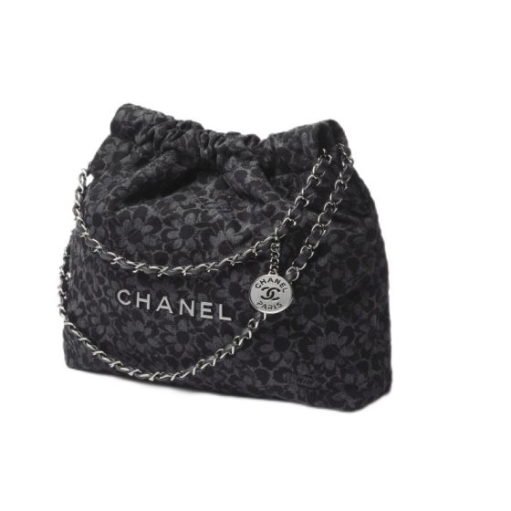 CHANEL 22 Small Handbag