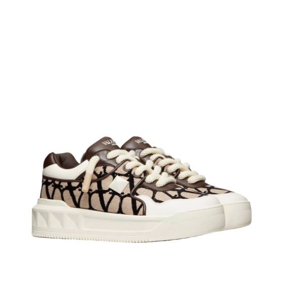Valentino ONE STUD XL LOW-TOP SNEAKER IN NAPPA LEATHER AND TOILE ICONOGRAPHE FABRIC