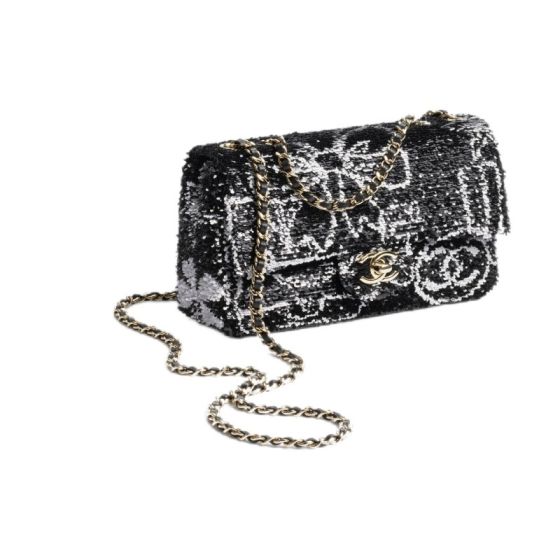CHANEL Flap Bag