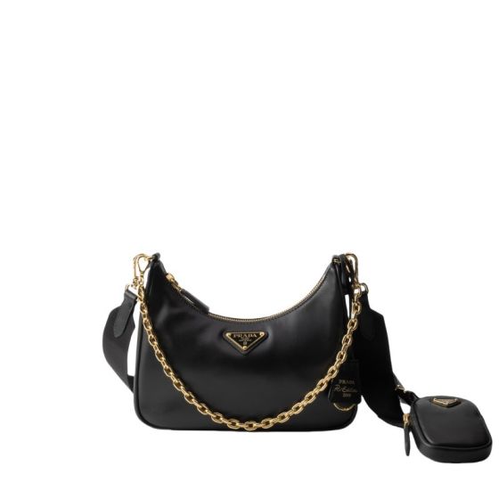 Prada Re-Edition 2005 leather bag