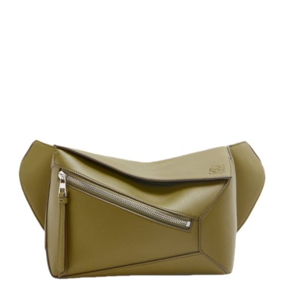 LOEWE Small Puzzle bumbag in classic calfskin