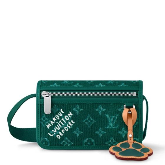 LV Bosphore Wearable Wallet