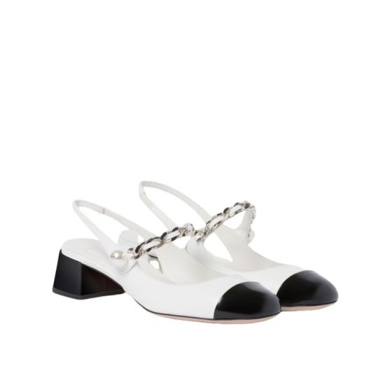 MIU MIU Two-tone patent leather slingback pumps