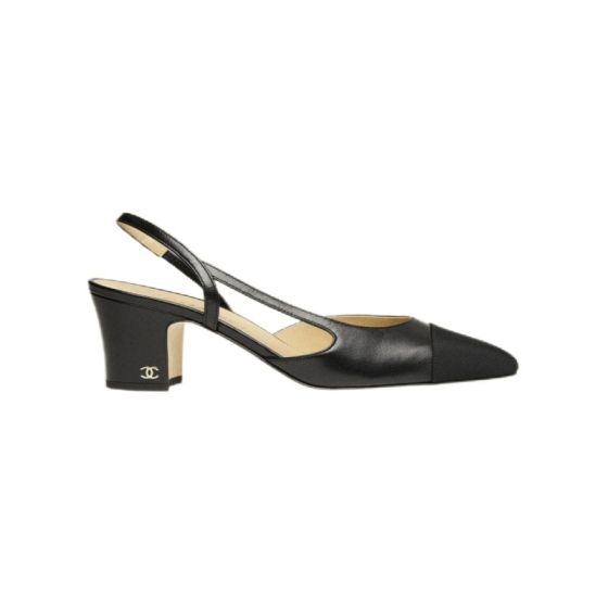 CHANEL Slingbacks