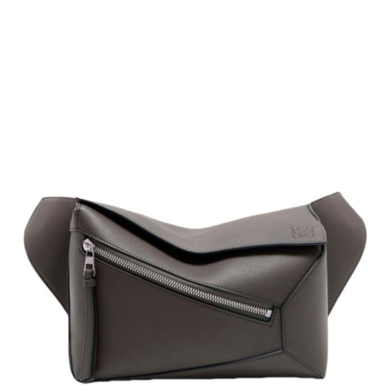 LOEWE Small Puzzle bumbag in classic calfskin