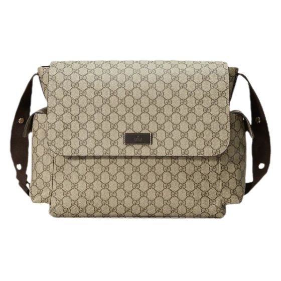 Gucci GG Supreme medium diaper bag