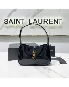 YSL le 5 à 7 in patent leather