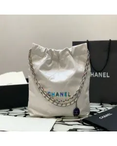 CHANEL 22 Small Handbag