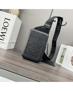 LOEWE Molded Sling in smooth calfskin