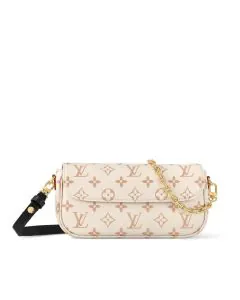 LV Wallet on Chain Ivy
