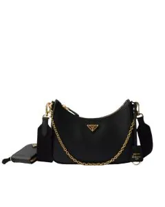 Prada Re-Edition 2005 Saffiano leather bag