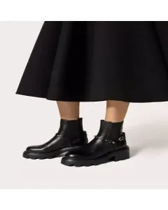 Valentino ROCKSTUD CALFSKIN BEATLE