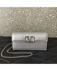 Valentino VLOGO SIGNATURE METALLIC GRAINY CALFSKIN WALLET WITH CHAIN