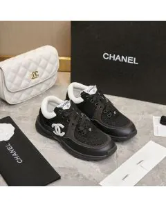 CHANEL Sneakers