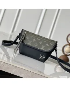 LV Pulse Wearable Wallet