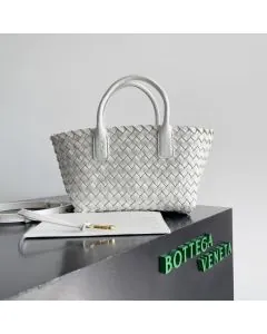 Bottega Veneta Mini Cabat